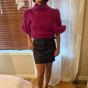 Tom Ford Black Leather Skirt, size 36. Good condition, lambskin soft leather.